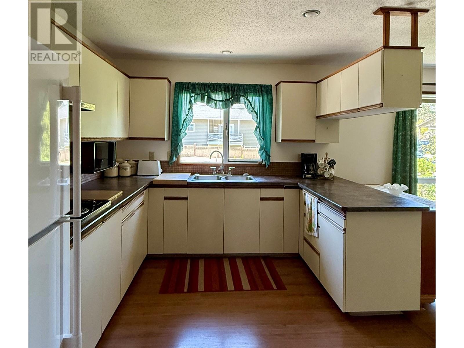10417 Victoria Road S, Summerland, British Columbia  V0H 1Z2 - Photo 57 - 10346021