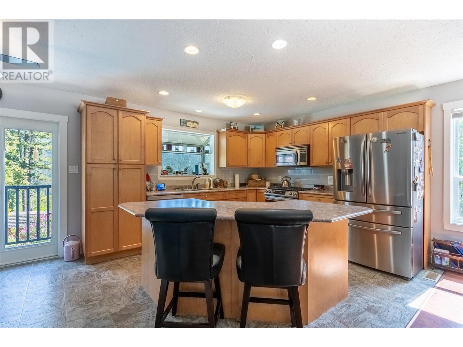 2617 Golf Course Drive, Blind Bay, British Columbia  V0E 1H2 - Photo 6 - 10345729