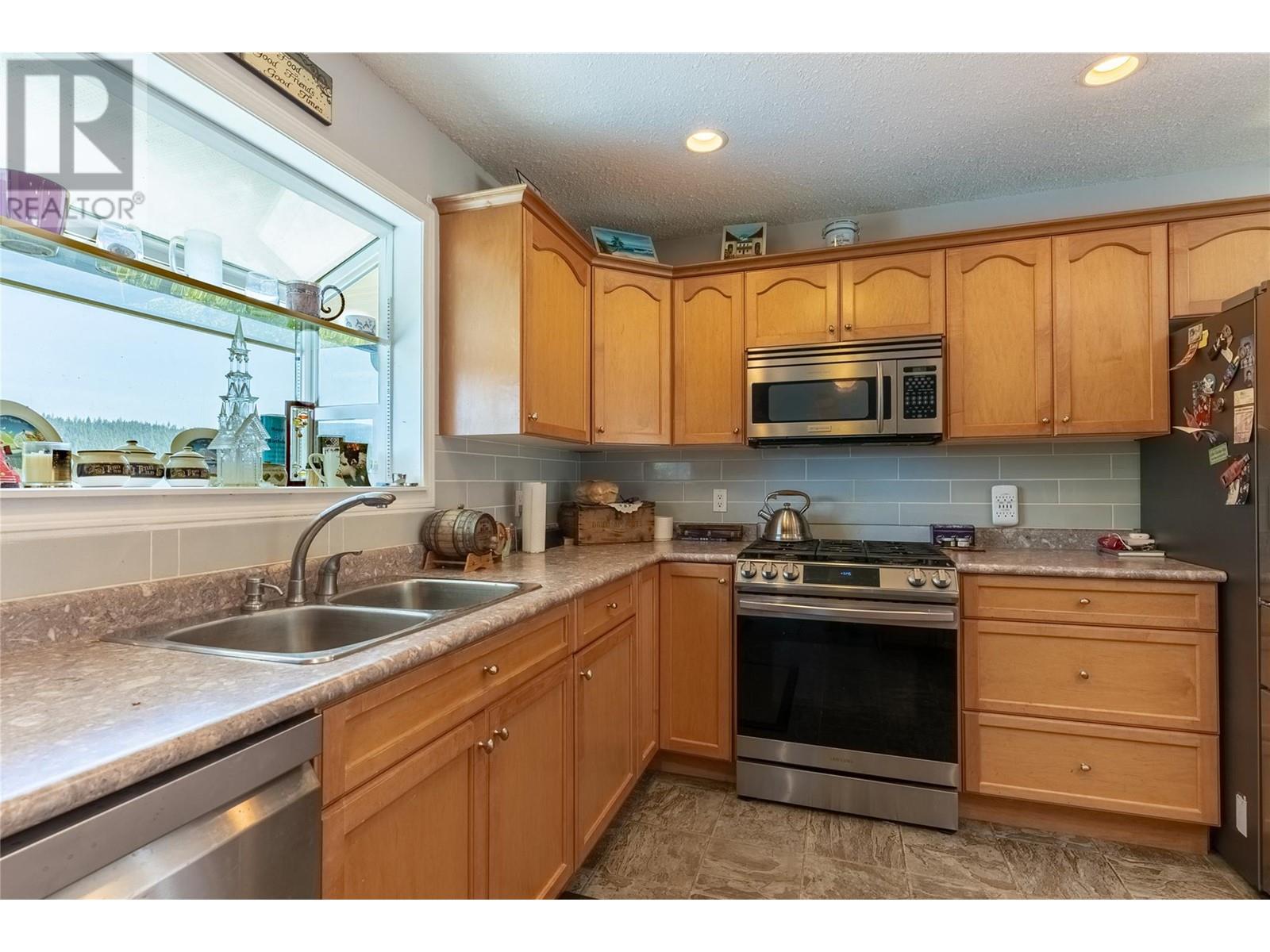 2617 Golf Course Drive, Blind Bay, British Columbia  V0E 1H2 - Photo 8 - 10345729
