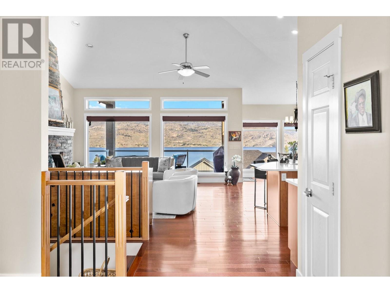 6490 Sherburn Road, Peachland, British Columbia  V0H 1X7 - Photo 12 - 10345674