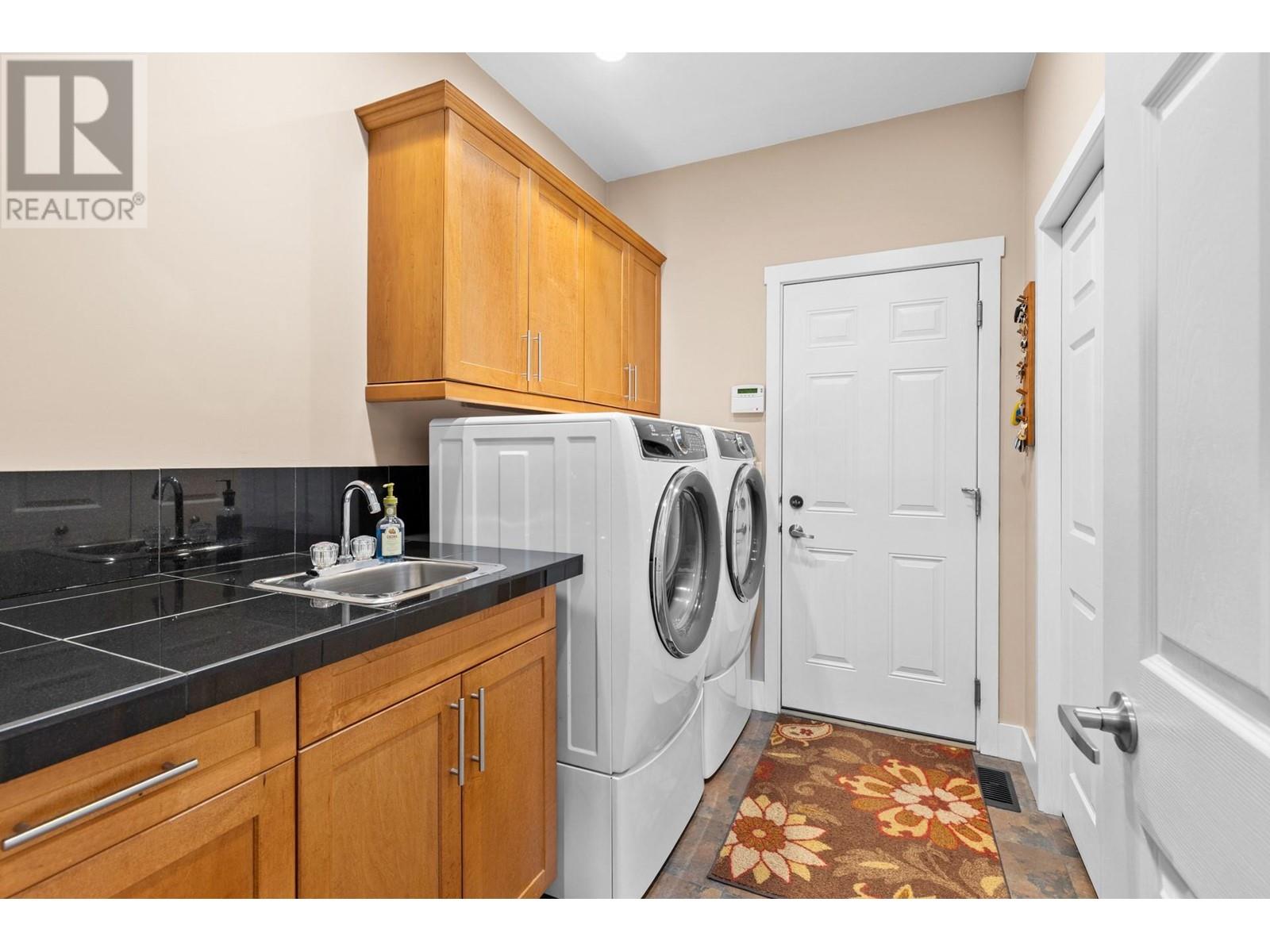6490 Sherburn Road, Peachland, British Columbia  V0H 1X7 - Photo 43 - 10345674