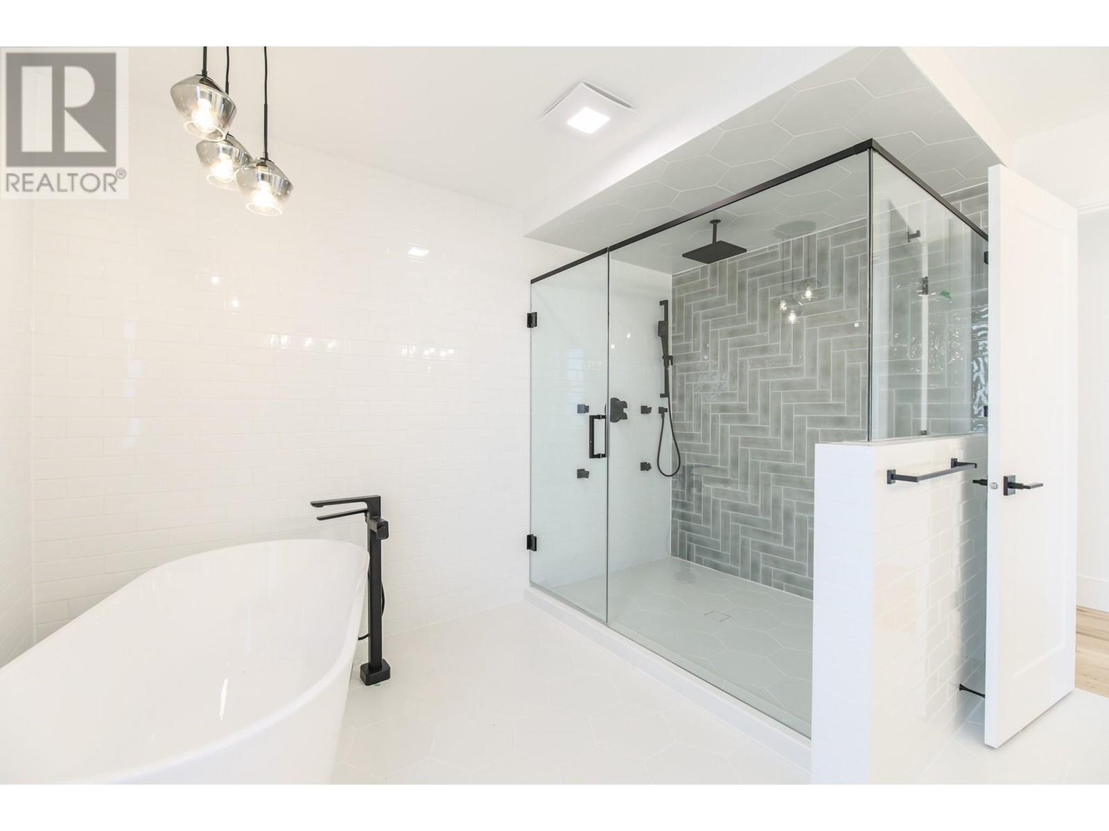 18 Chardonnay Court, Osoyoos, British Columbia  V0H 1V6 - Photo 29 - 10346015