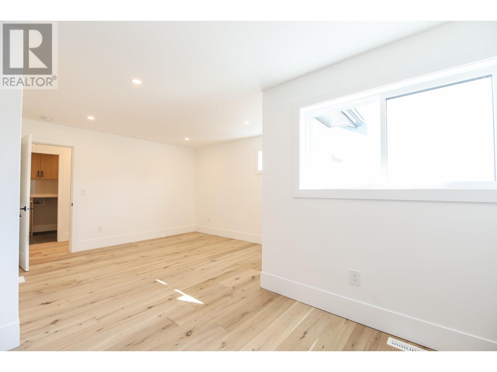 18 Chardonnay Court, Osoyoos, British Columbia  V0H 1V6 - Photo 32 - 10346015