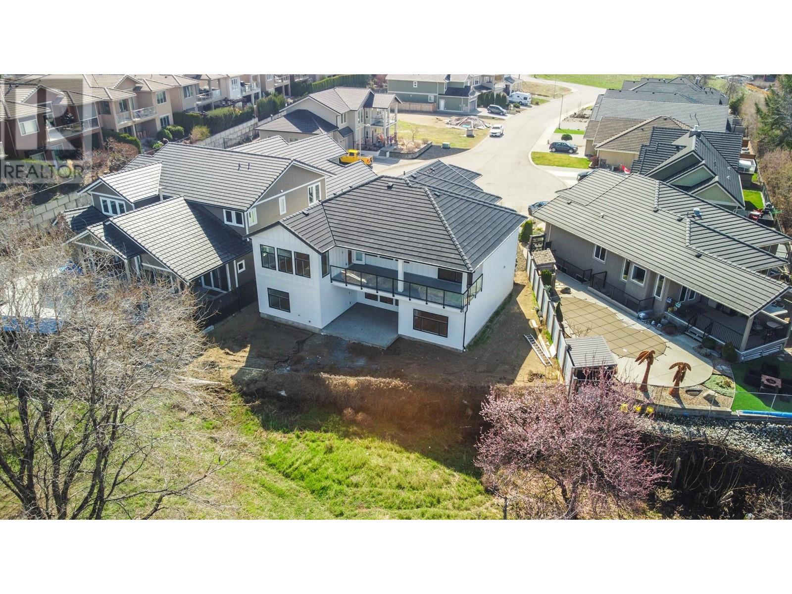 18 Chardonnay Court, Osoyoos, British Columbia  V0H 1V6 - Photo 4 - 10346015