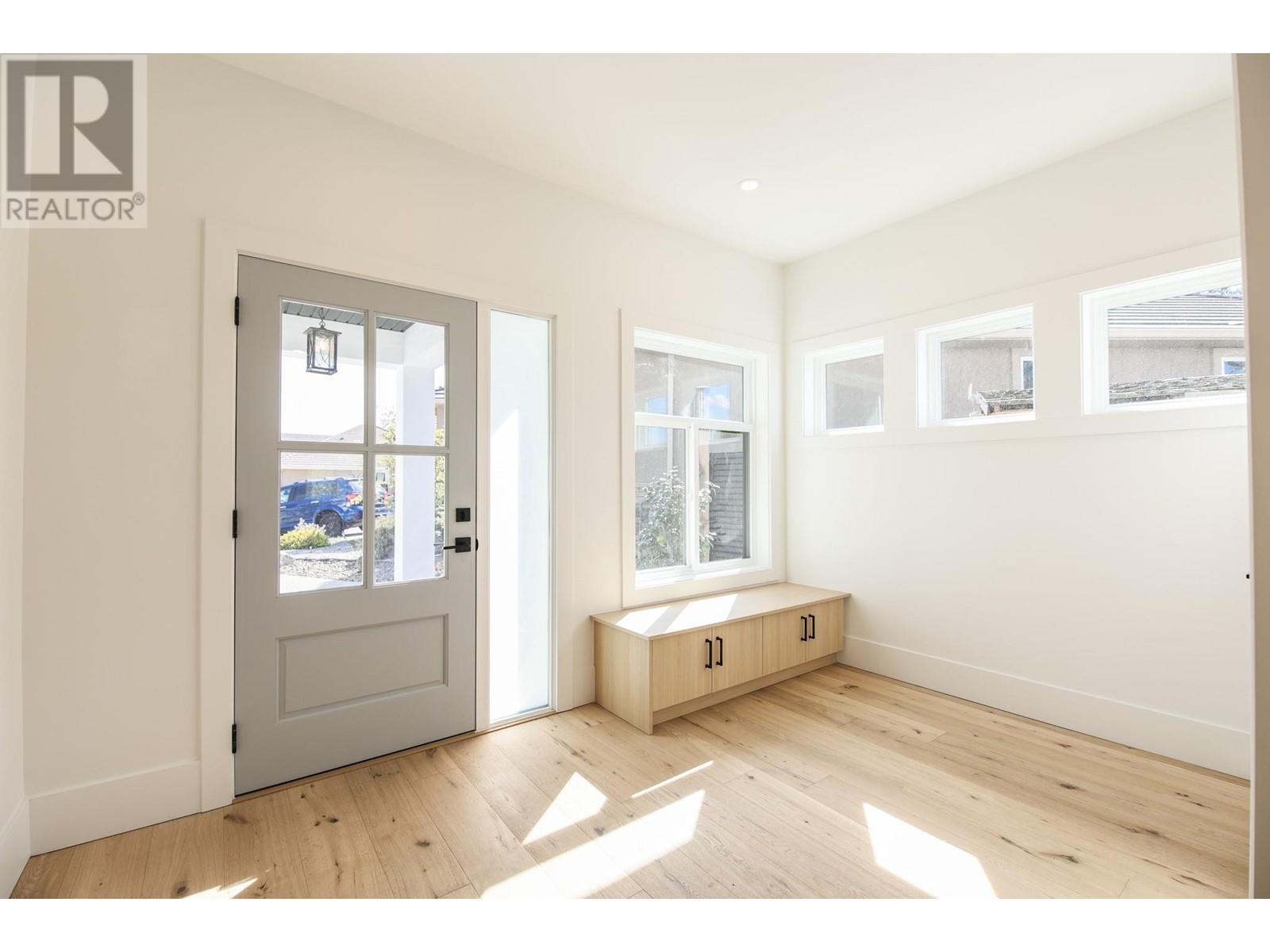 18 Chardonnay Court, Osoyoos, British Columbia  V0H 1V6 - Photo 8 - 10346015