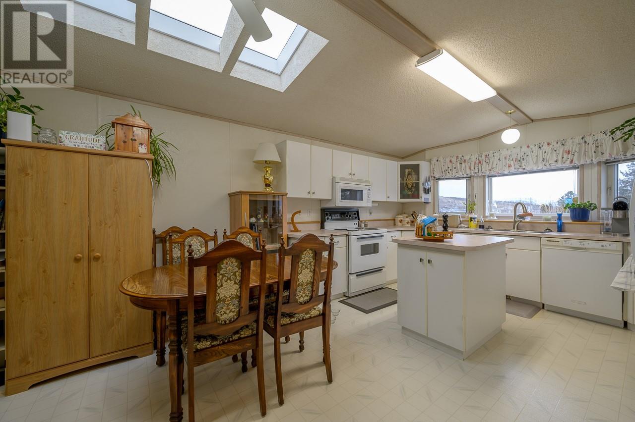 1175 Rose Hill Road Unit# 35, Kamloops, British Columbia  V2E 1G9 - Photo 5 - 10346058