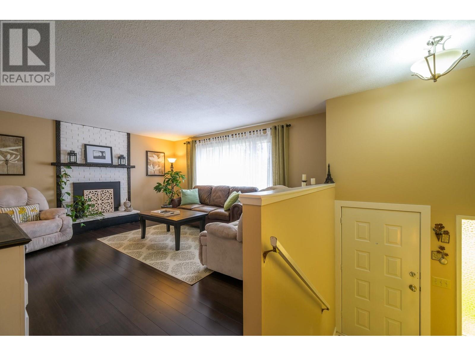 889 Mcqueen Drive, Kamloops, British Columbia  V2B 7X8 - Photo 2 - 10346051