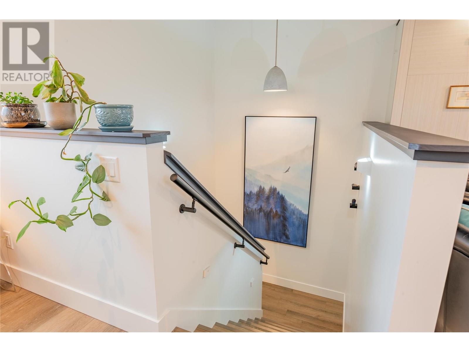 1070 Elkview Road, Castlegar, British Columbia  V1N 4L5 - Photo 51 - 10345826