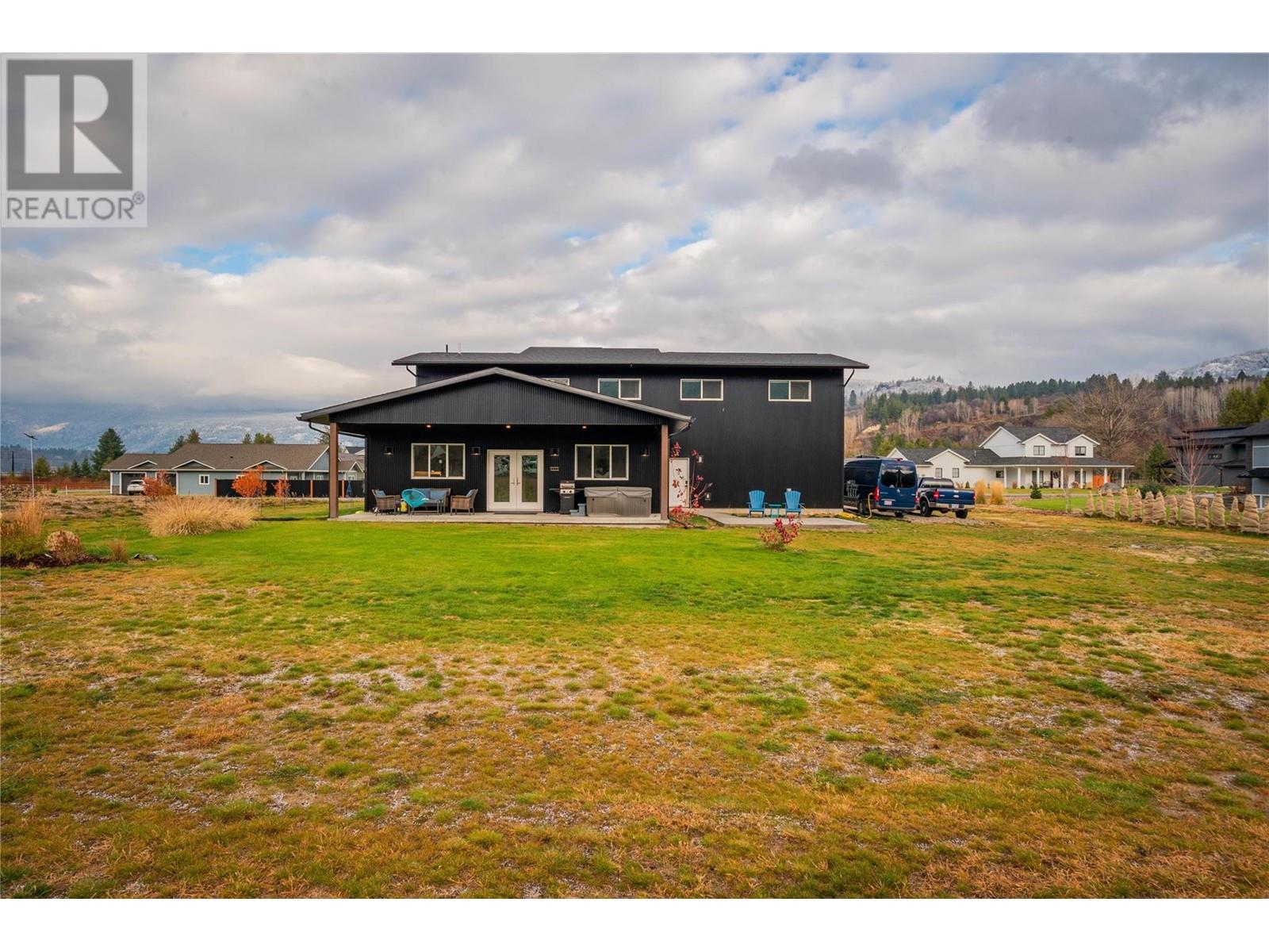 1070 Elkview Road, Castlegar, British Columbia  V1N 4L5 - Photo 73 - 10345826