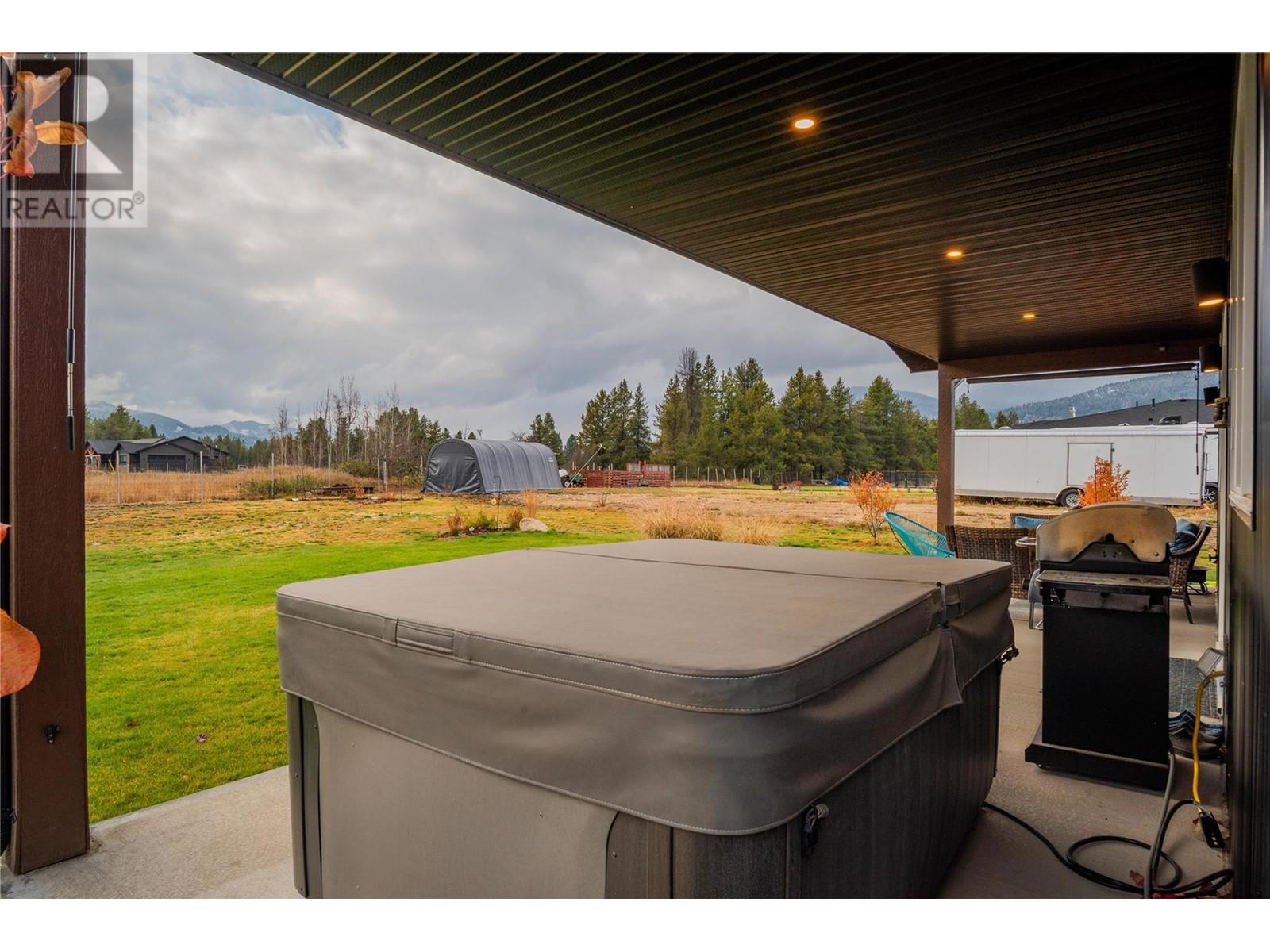 1070 Elkview Road, Castlegar, British Columbia  V1N 4L5 - Photo 78 - 10345826