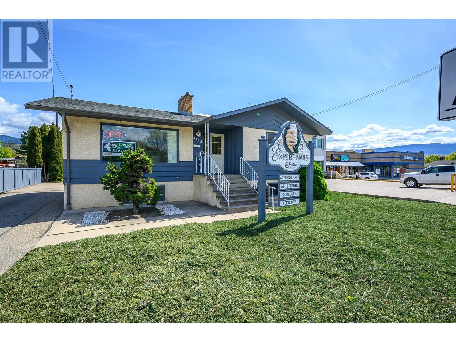 4315 27 Street, Vernon, British Columbia  V1T 3M4 - Photo 1 - 10345774