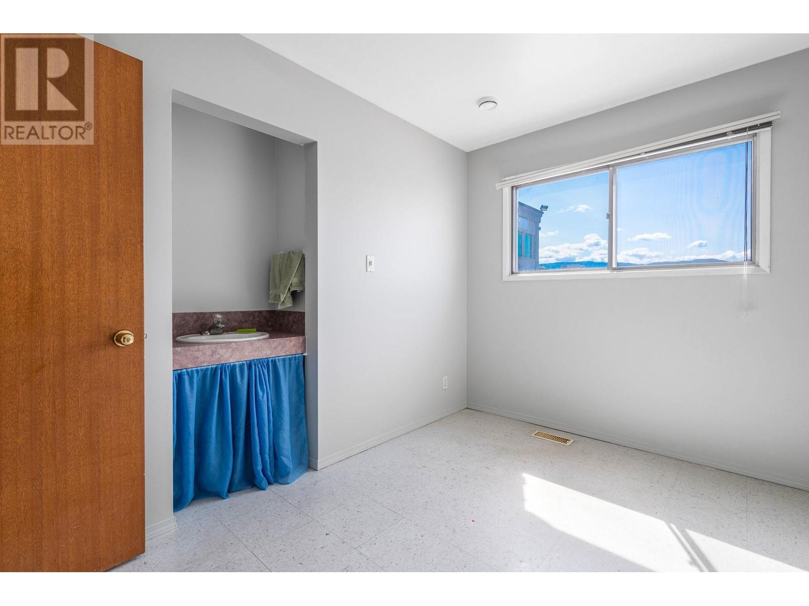 4315 27 Street, Vernon, British Columbia  V1T 3M4 - Photo 10 - 10345774