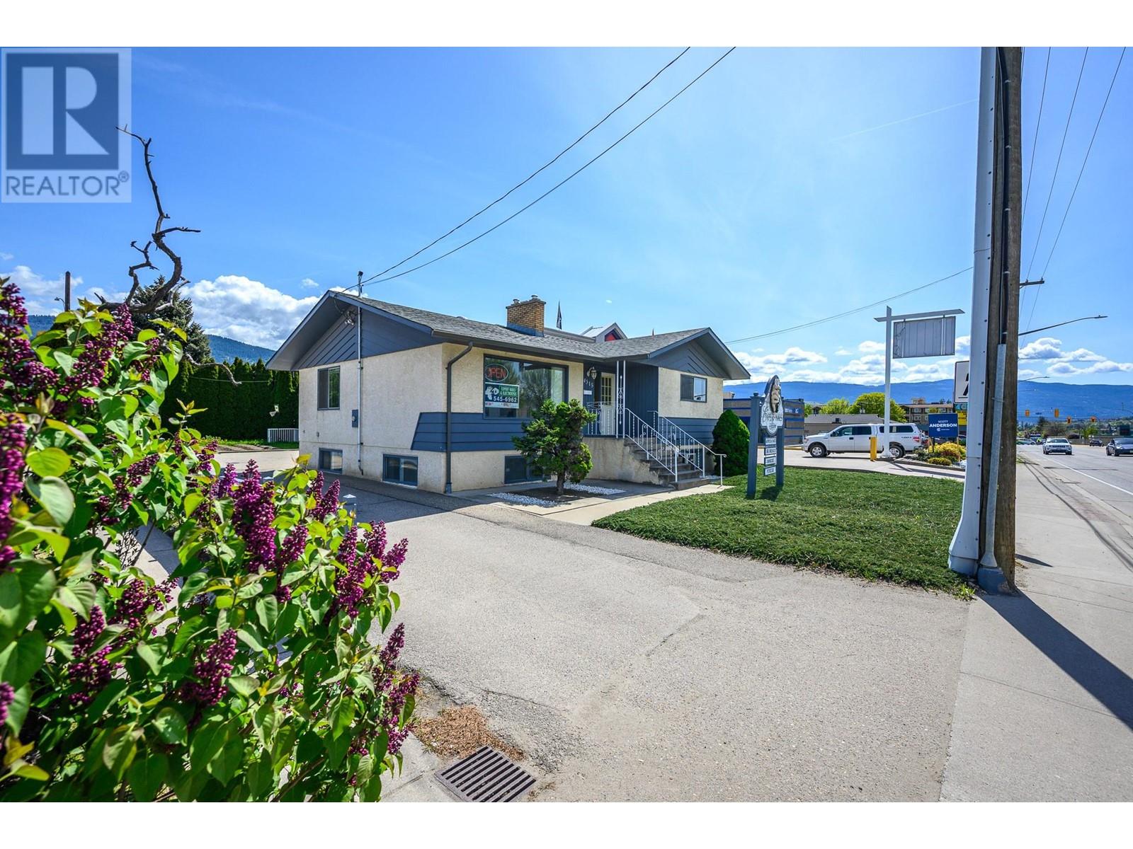 4315 27 Street, Vernon, British Columbia  V1T 3M4 - Photo 2 - 10345774