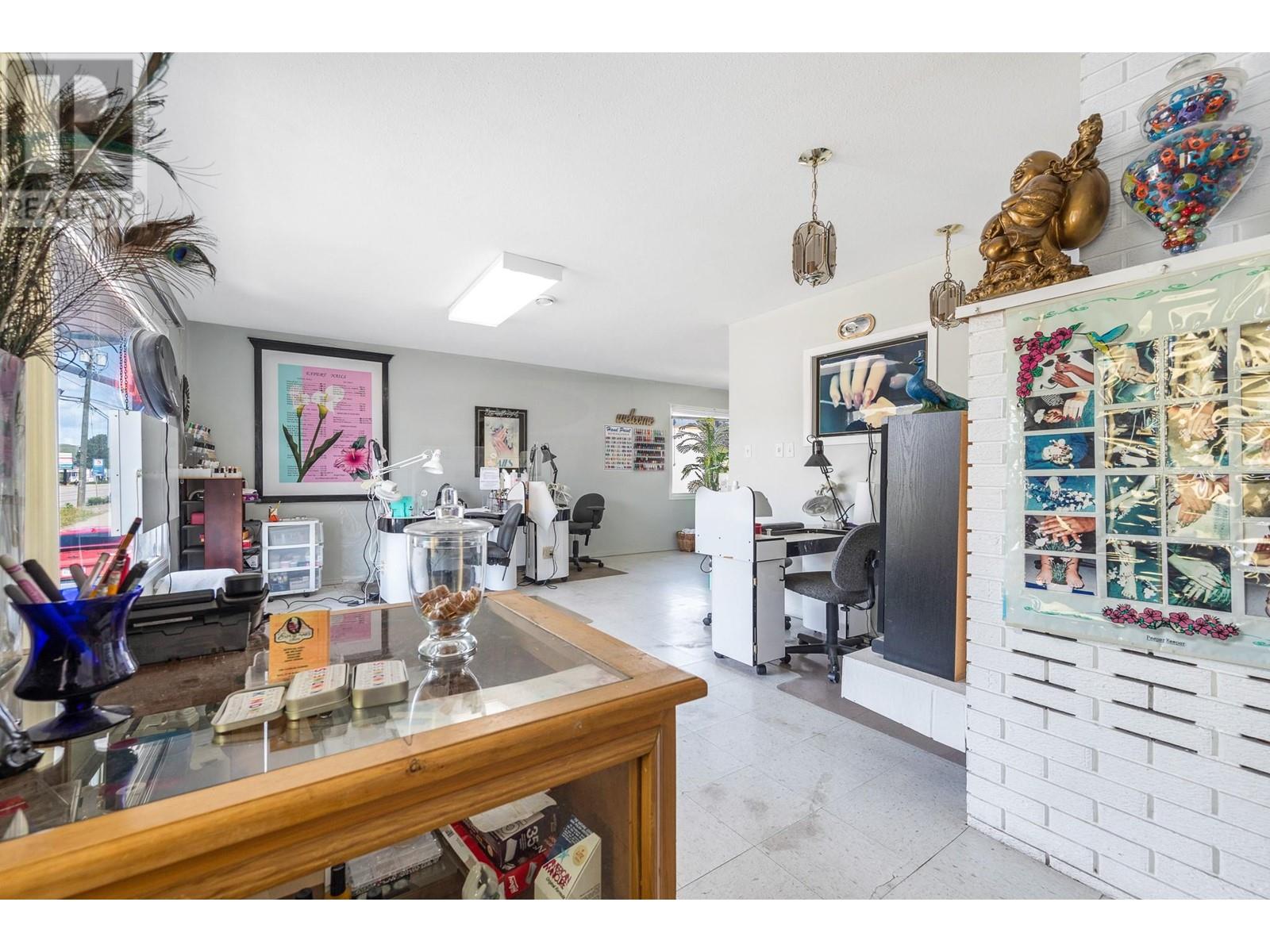 4315 27 Street, Vernon, British Columbia  V1T 3M4 - Photo 6 - 10345774