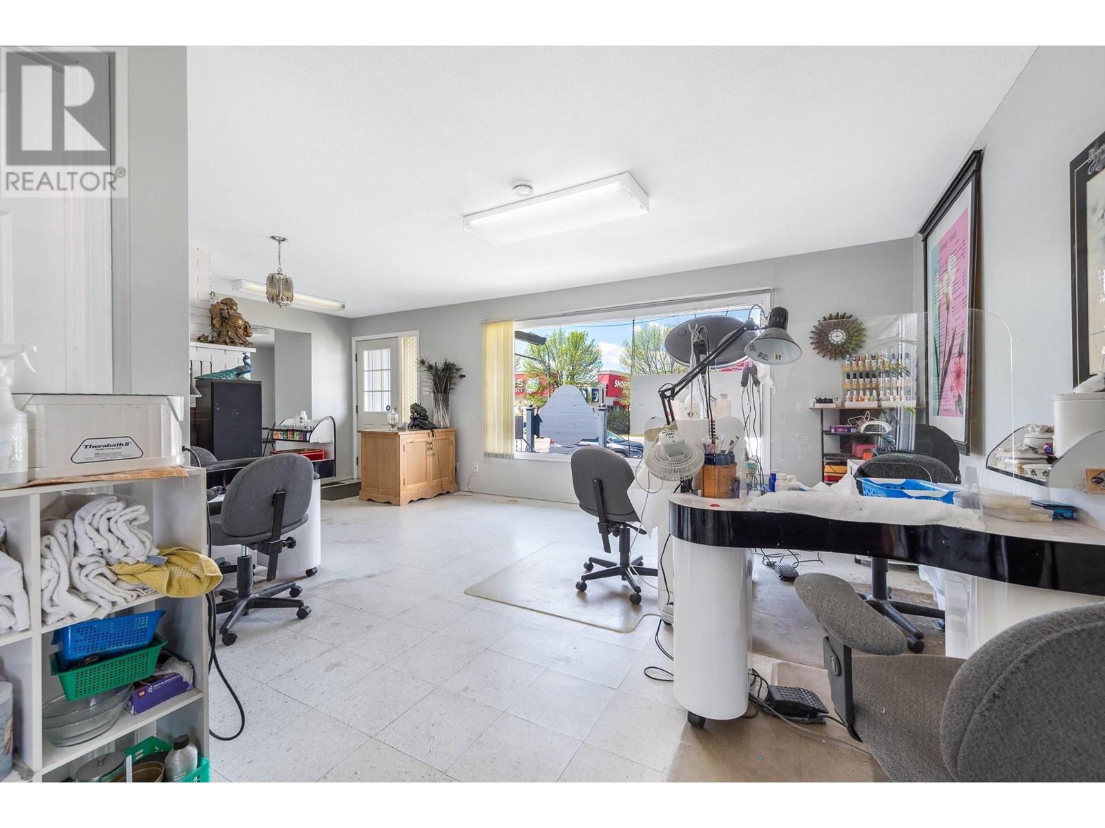 4315 27 Street, Vernon, British Columbia  V1T 3M4 - Photo 8 - 10345774