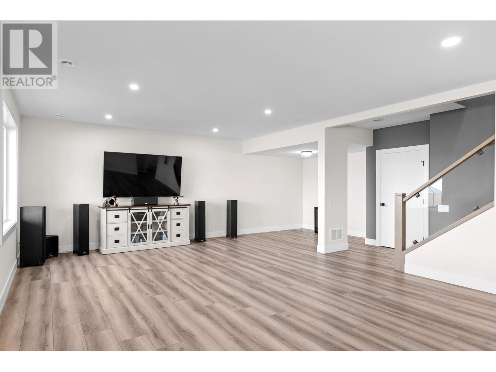 17511 Sanborn Street, Summerland, British Columbia  V0H 1Z3 - Photo 30 - 10345587