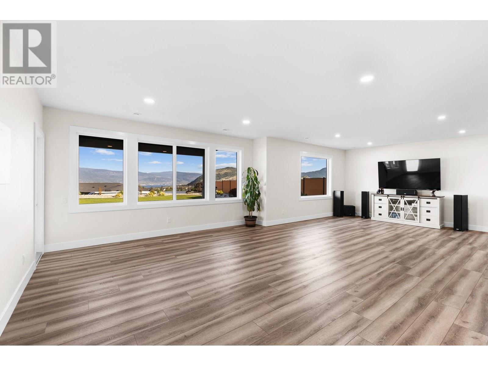 17511 Sanborn Street, Summerland, British Columbia  V0H 1Z3 - Photo 32 - 10345587