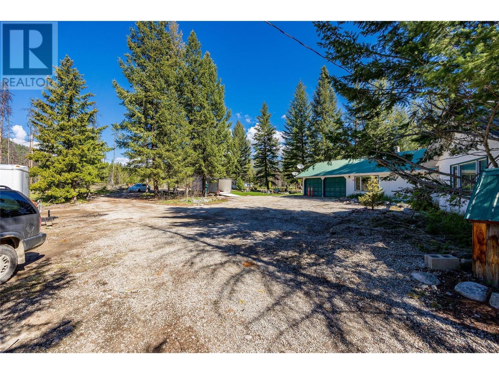 6580 33 Highway, Beaverdell, British Columbia  V0H 1A0 - Photo 17 - 10345986