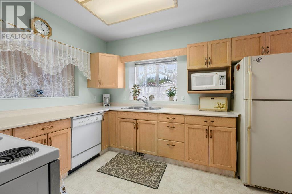 1874 Parkview Crescent Unit# 48, Kelowna, British Columbia  V1X 7G6 - Photo 3 - 10345452