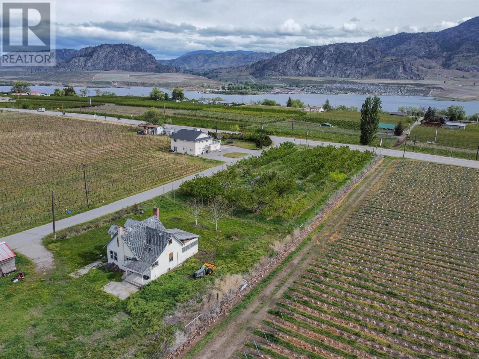 9723 160th Avenue, Osoyoos, British Columbia  V0H 1V0 - Photo 4 - 10346099