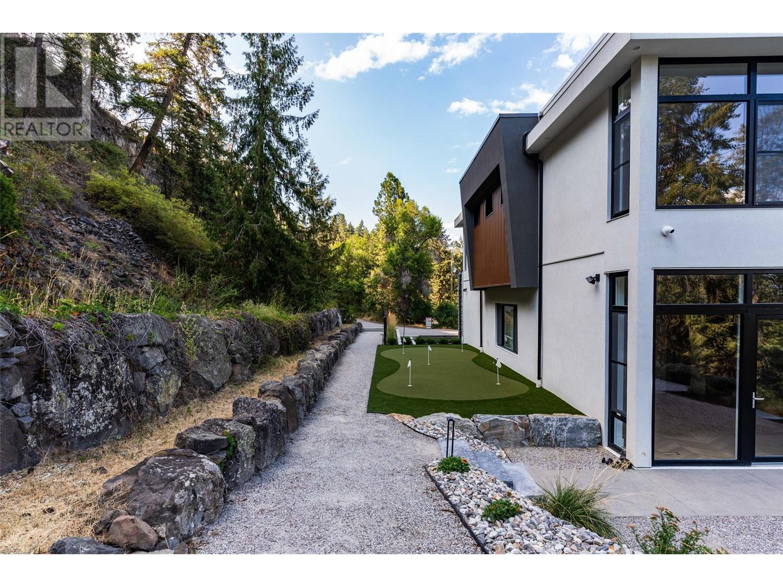 2843 Lakeridge Road, West Kelowna, British Columbia  V1Z 1Y1 - Photo 57 - 10345621