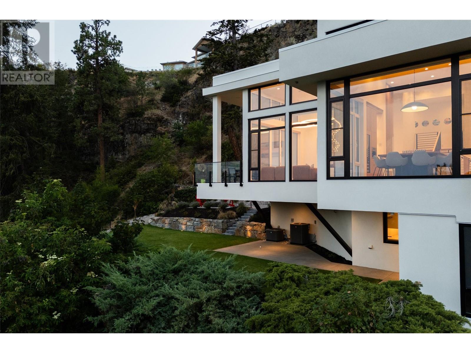 2843 Lakeridge Road, West Kelowna, British Columbia  V1Z 1Y1 - Photo 65 - 10345621