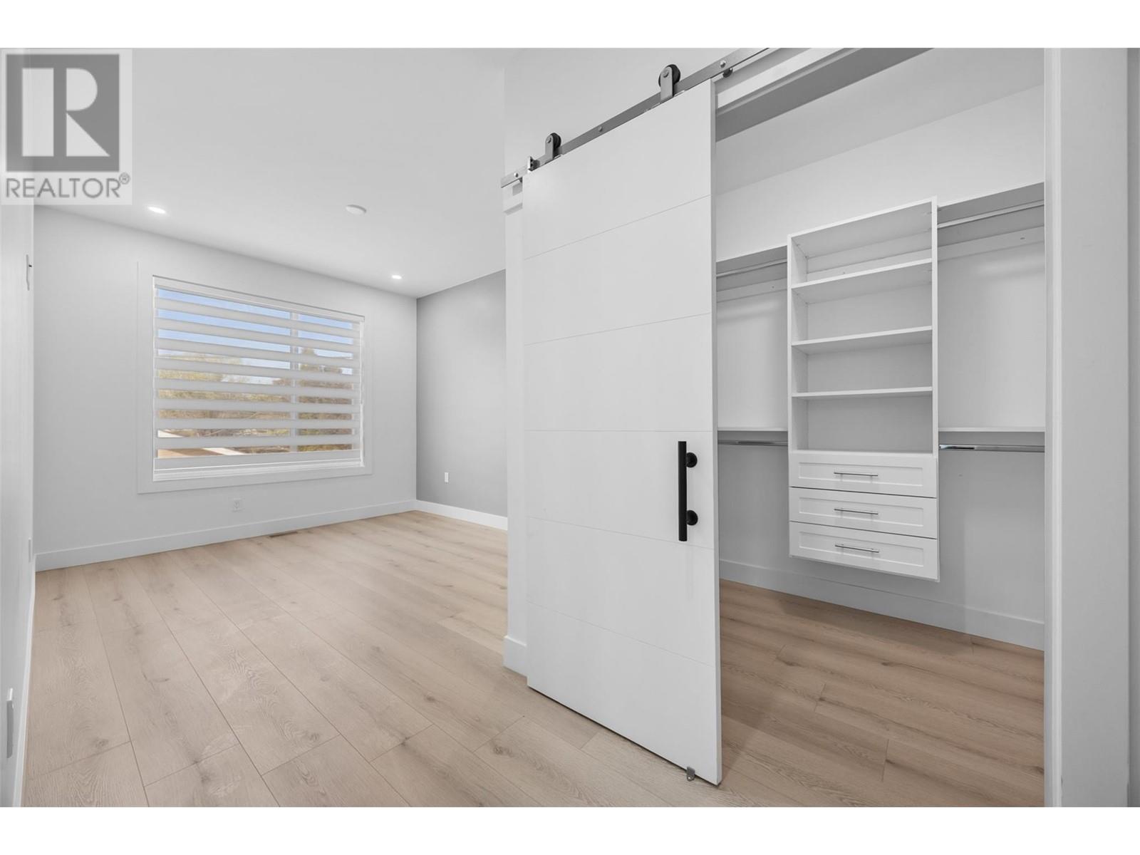 750 Raymer Avenue, Kelowna, British Columbia  V1Y 4Z8 - Photo 11 - 10345983