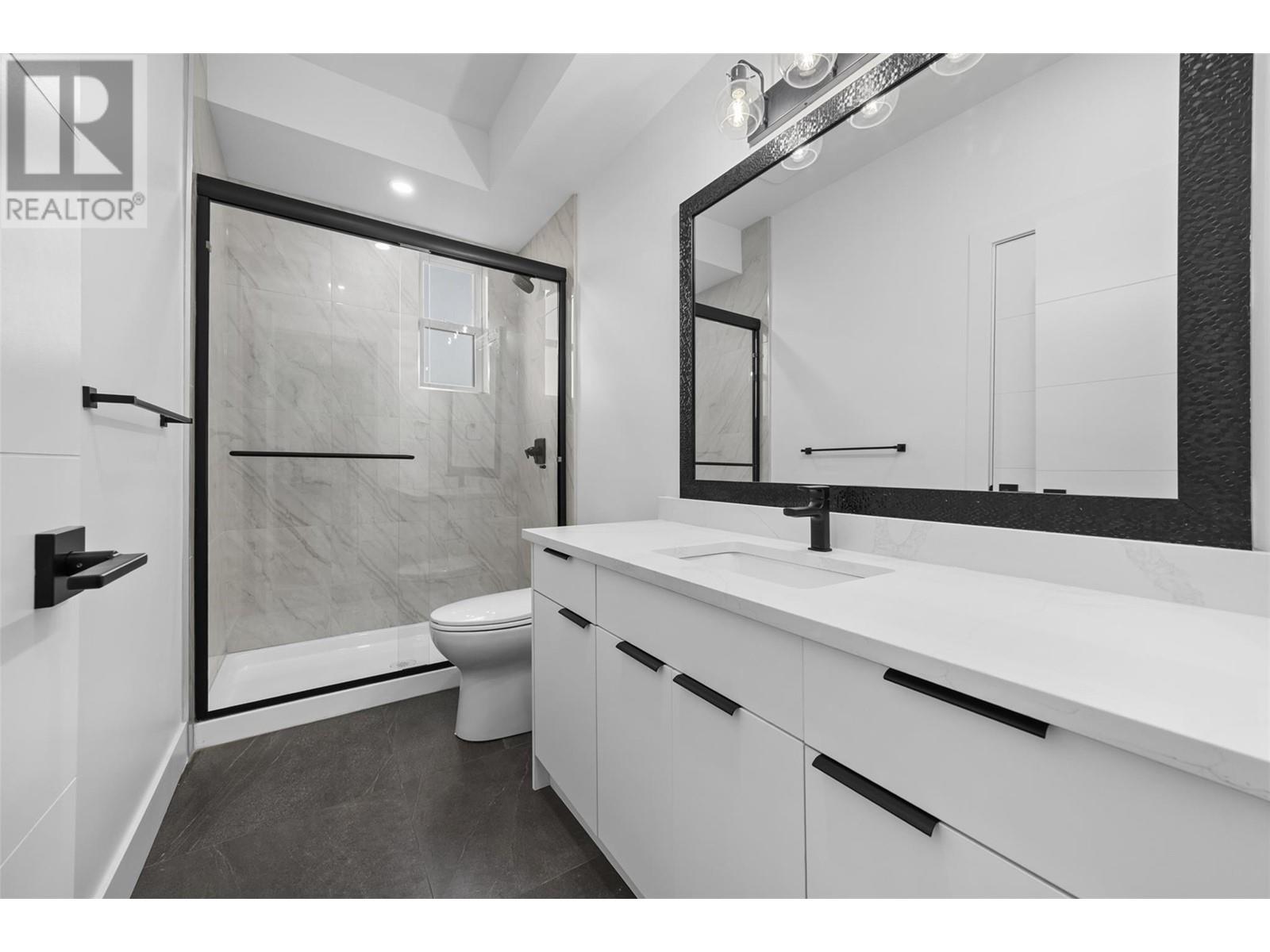750 Raymer Avenue, Kelowna, British Columbia  V1Y 4Z8 - Photo 4 - 10345983