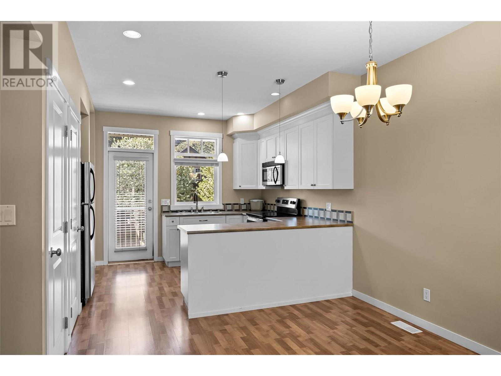 2860 Valleyview Drive Unit# 4, Kamloops, British Columbia  V2C 0B3 - Photo 4 - 10345973