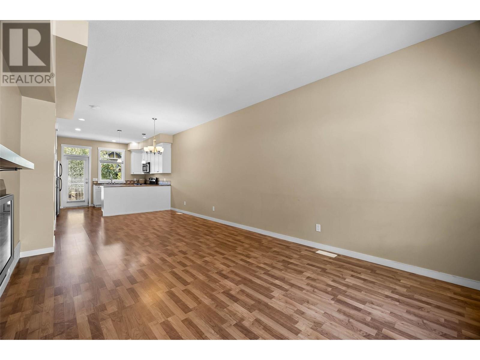 2860 Valleyview Drive Unit# 4, Kamloops, British Columbia  V2C 0B3 - Photo 9 - 10345973
