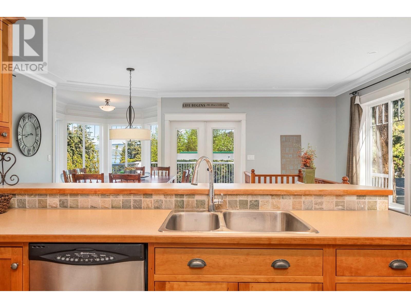9732 Cameron Road, Vernon, British Columbia  V1H 1K9 - Photo 16 - 10345623