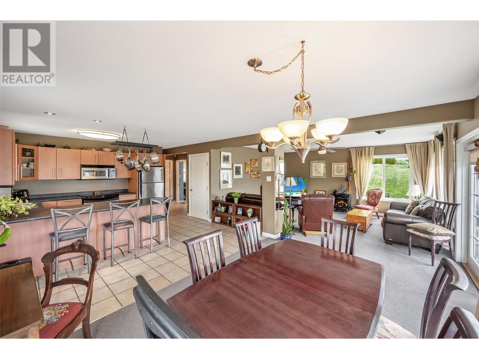 11305 Walters Road, Summerland, British Columbia  V0H 1Z4 - Photo 10 - 10346018