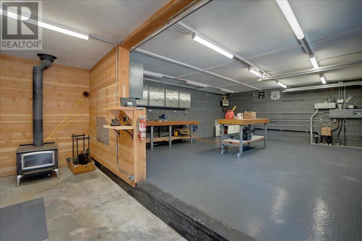 2836 Lower Six Mile Road, Nelson, British Columbia  V1L 6L6 - Photo 35 - 10342958