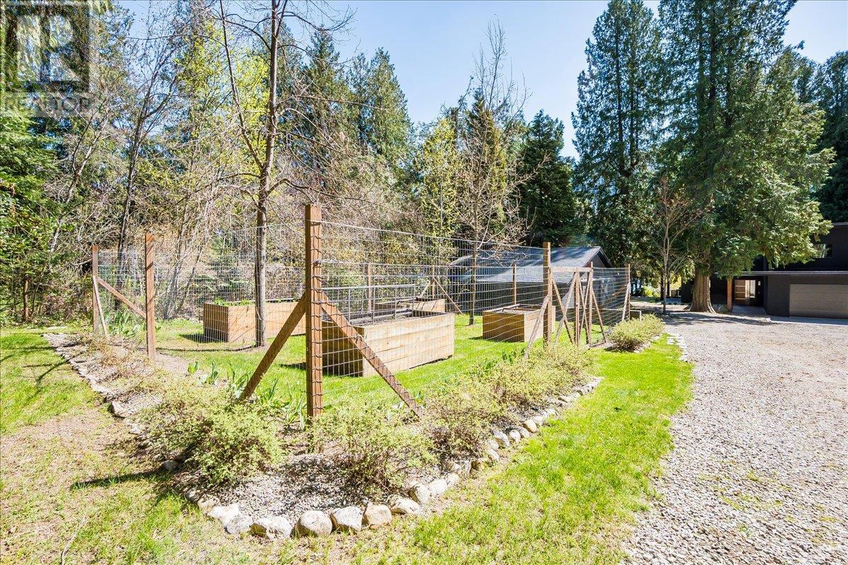 2836 Lower Six Mile Road, Nelson, British Columbia  V1L 6L6 - Photo 48 - 10342958