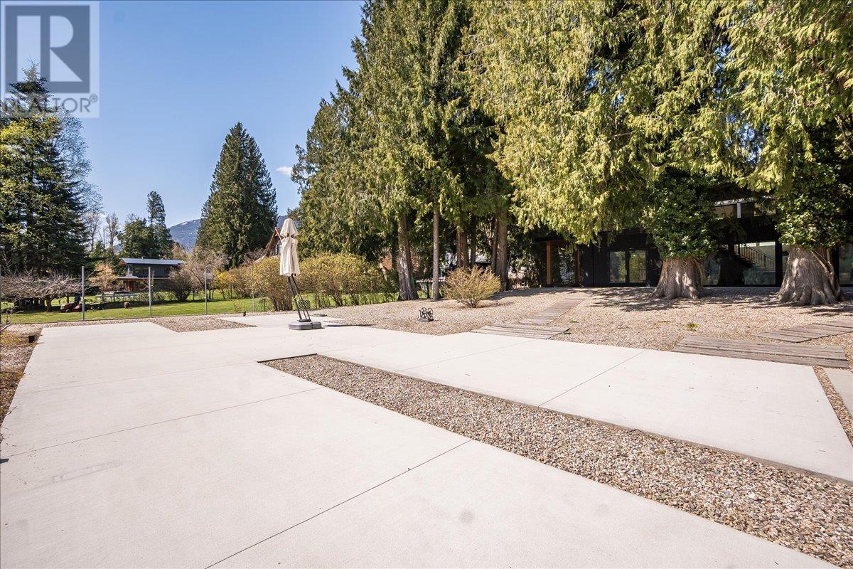 2836 Lower Six Mile Road, Nelson, British Columbia  V1L 6L6 - Photo 54 - 10342958