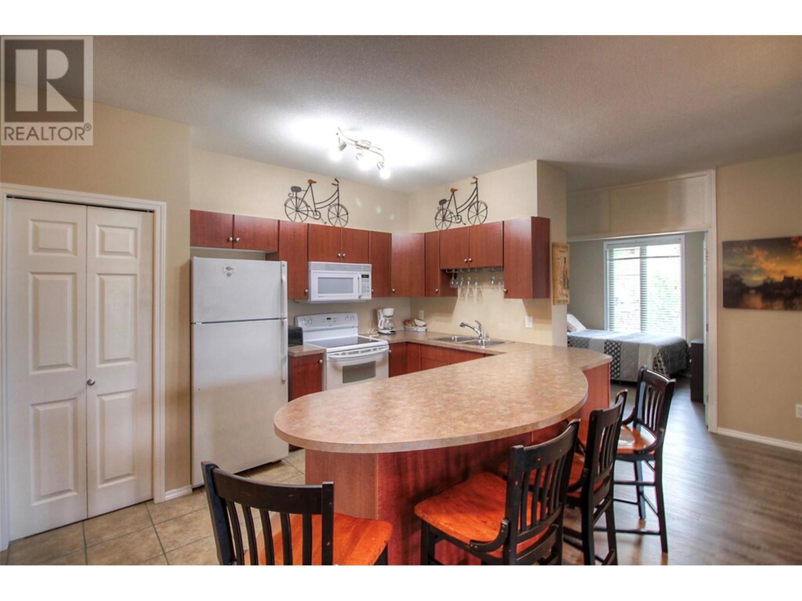 1875 Country Club Drive Unit# 1202, Kelowna, British Columbia  V1V 2W7 - Photo 11 - 10345734