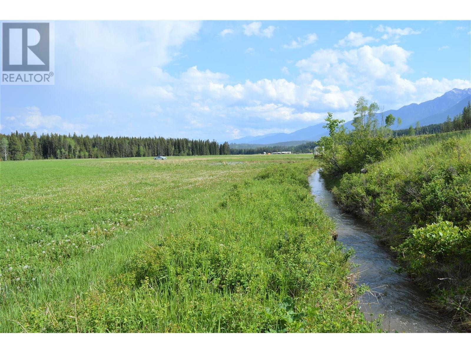 4945 Scott Road, Edgewater, British Columbia  V0A 1E0 - Photo 23 - 10346140