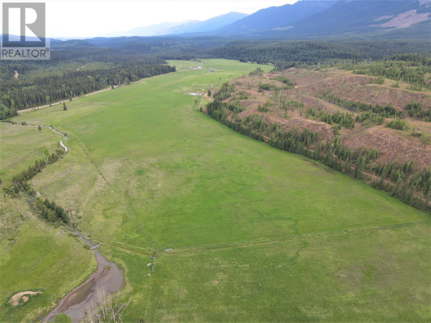 4945 Scott Road, Edgewater, British Columbia  V0A 1E0 - Photo 7 - 10346140