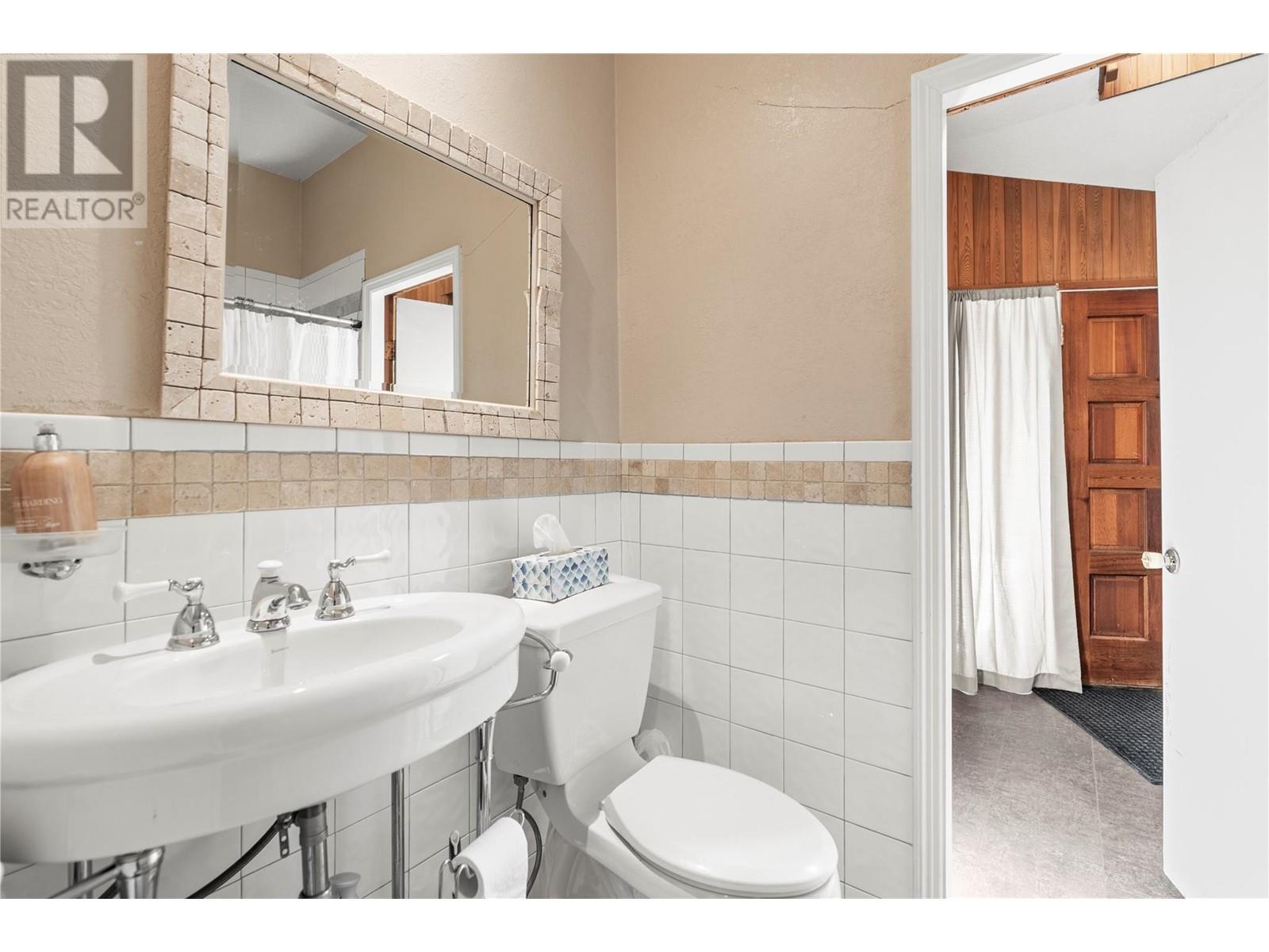 1451 Mountview Road, Vernon, British Columbia  V1B 3A5 - Photo 29 - 10346134