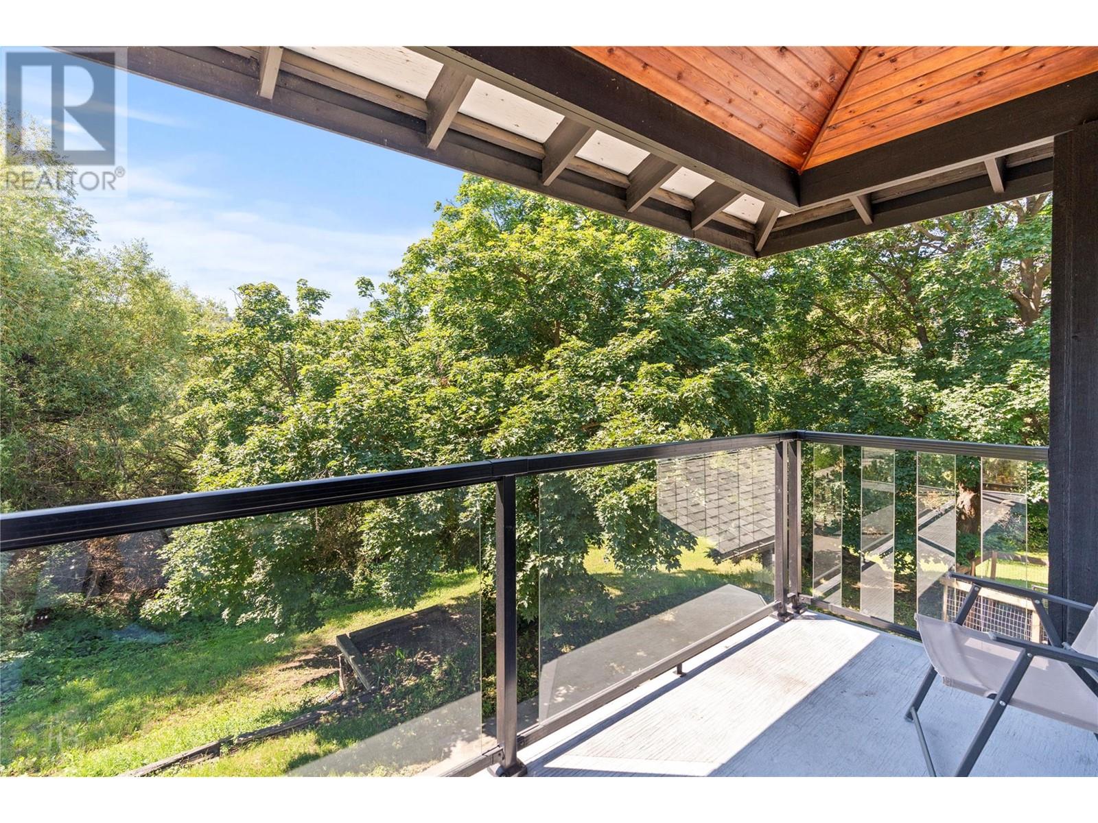 1451 Mountview Road, Vernon, British Columbia  V1B 3A5 - Photo 38 - 10346134