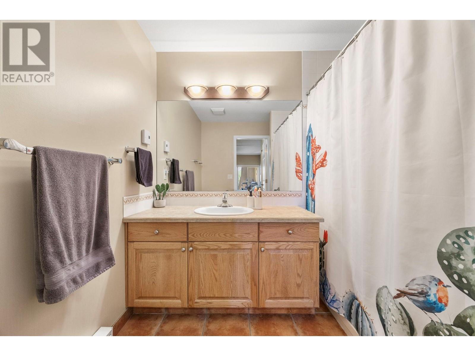 15 Solana Key Court Unit# 106, Osoyoos, British Columbia  V0H 1V3 - Photo 28 - 10346122