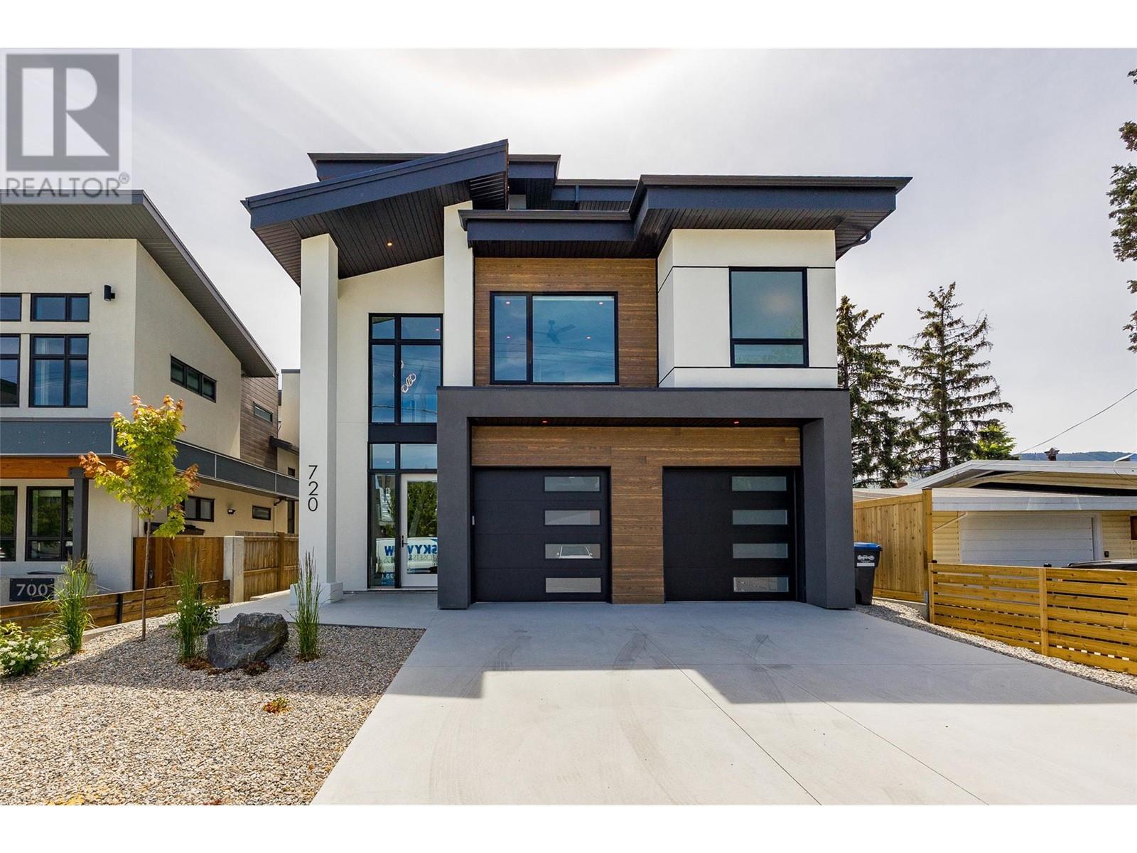720 Churchill Avenue, Penticton, British Columbia  V2A 1E1 - Photo 1 - 10346120