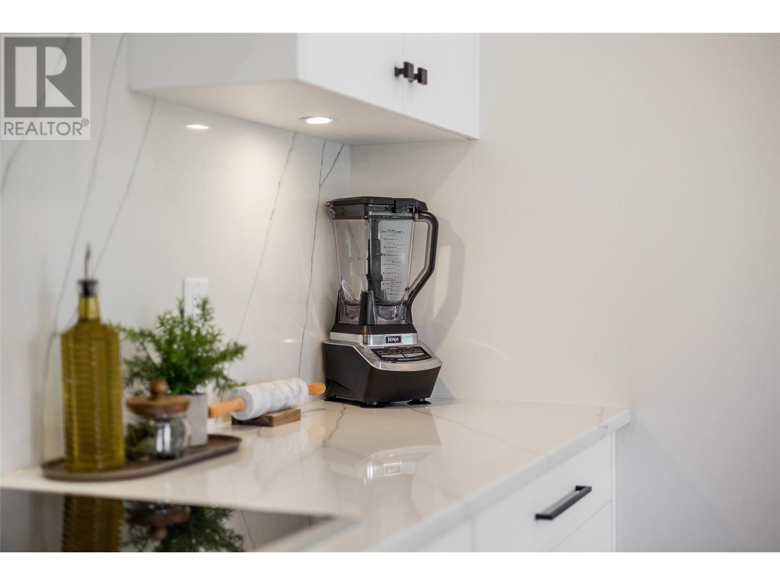 720 Churchill Avenue, Penticton, British Columbia  V2A 1E1 - Photo 37 - 10346120