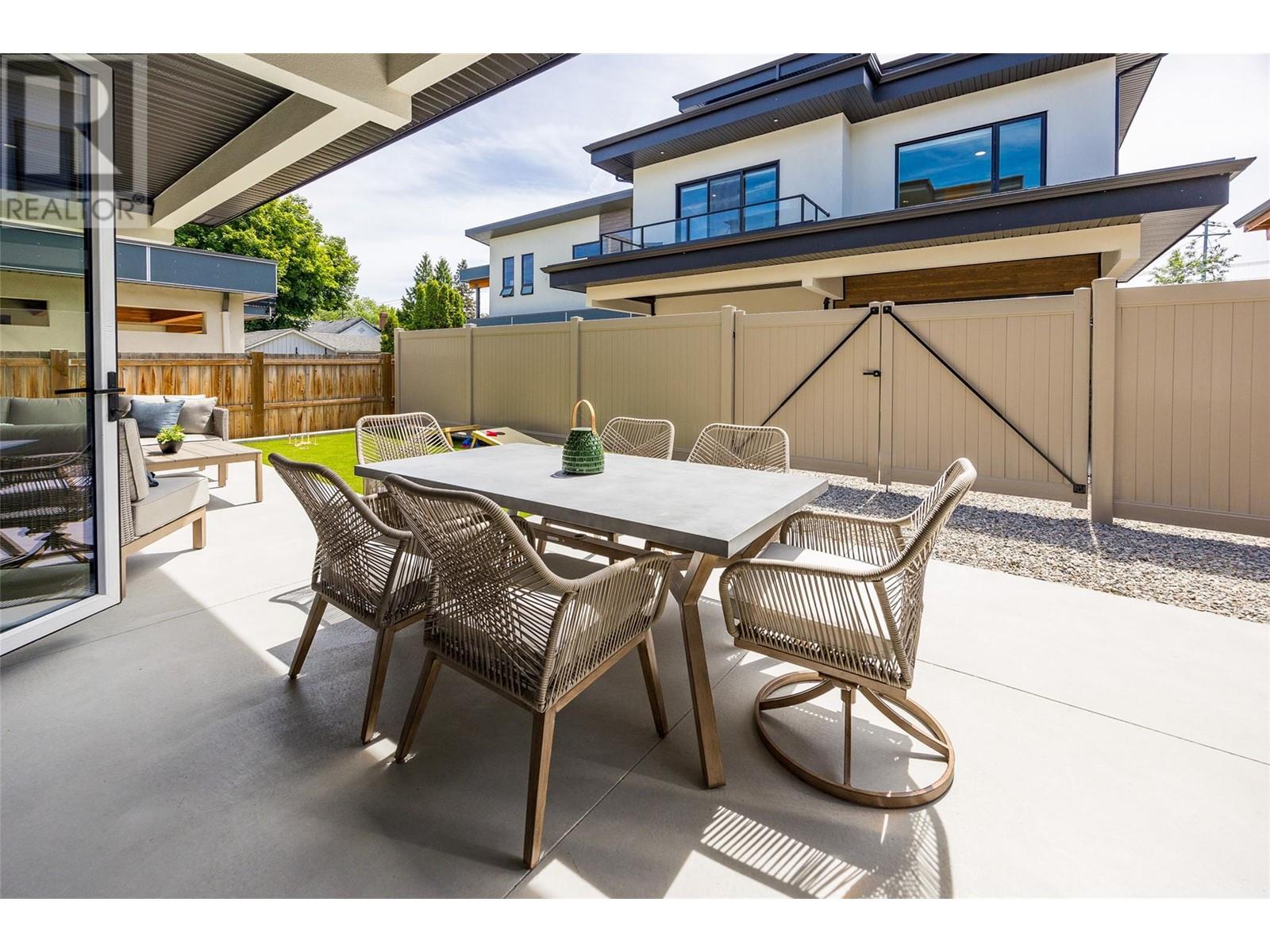 720 Churchill Avenue, Penticton, British Columbia  V2A 1E1 - Photo 43 - 10346120