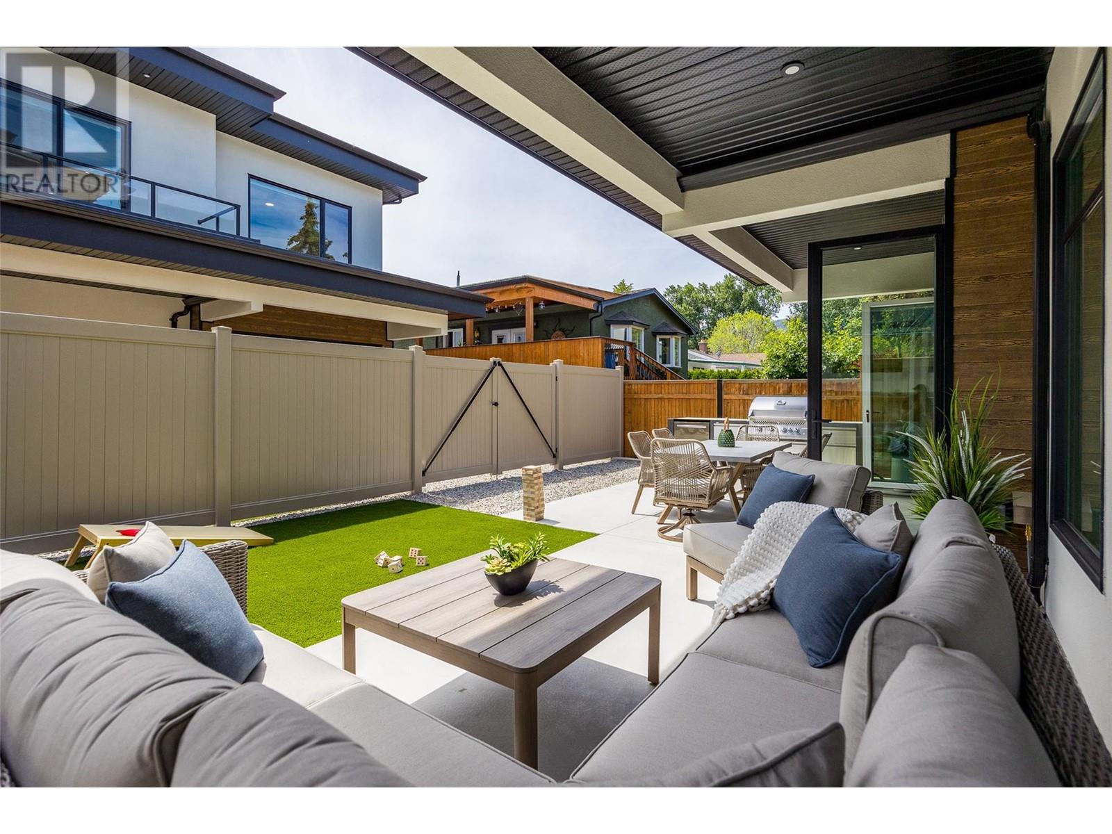 720 Churchill Avenue, Penticton, British Columbia  V2A 1E1 - Photo 45 - 10346120