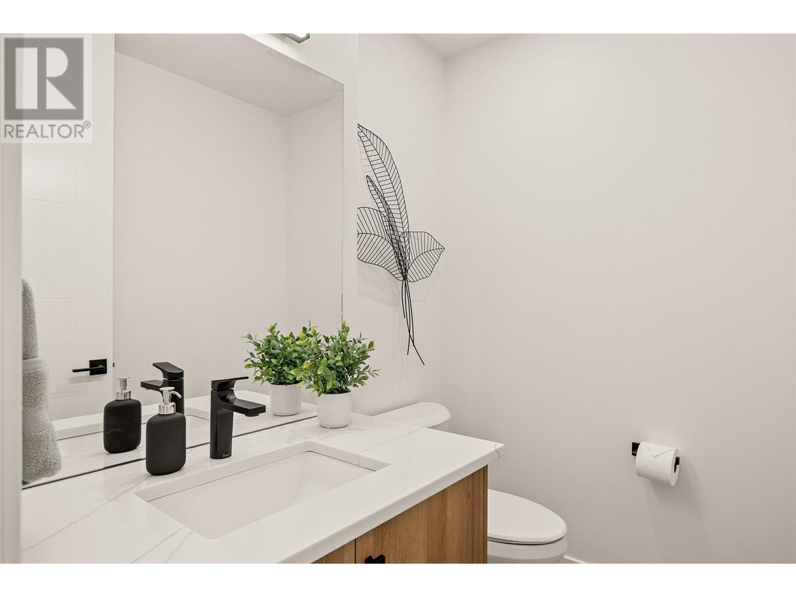 720 Churchill Avenue, Penticton, British Columbia  V2A 1E1 - Photo 62 - 10346120