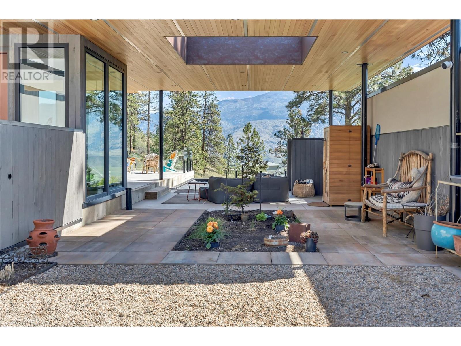 503 Wilson Mountain Road, Oliver, British Columbia  V0H 1T5 - Photo 37 - 10346010