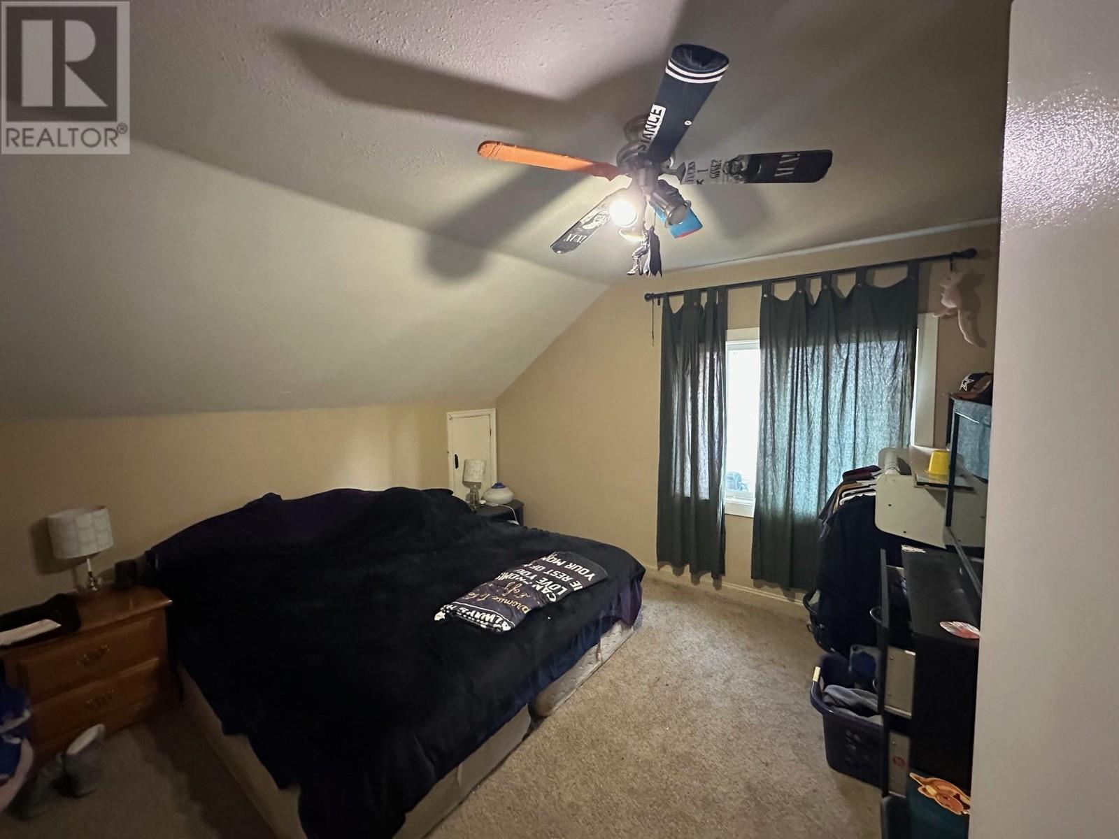 609 Second Street, Nelson, British Columbia  V1L 2L7 - Photo 8 - 10345333