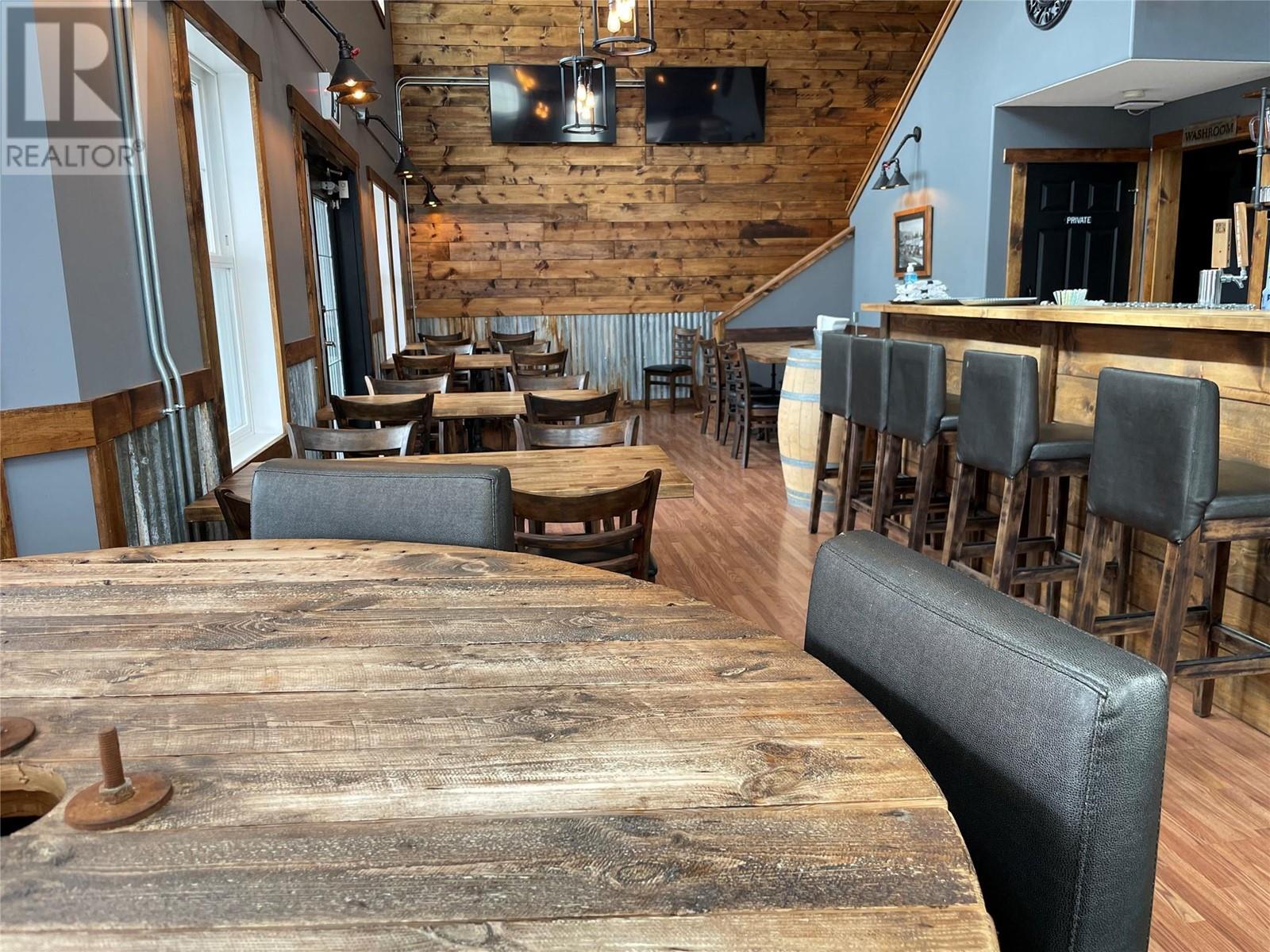 607 Eighth Avenue, Midway, British Columbia  V0H 1M0 - Photo 12 - 10346040