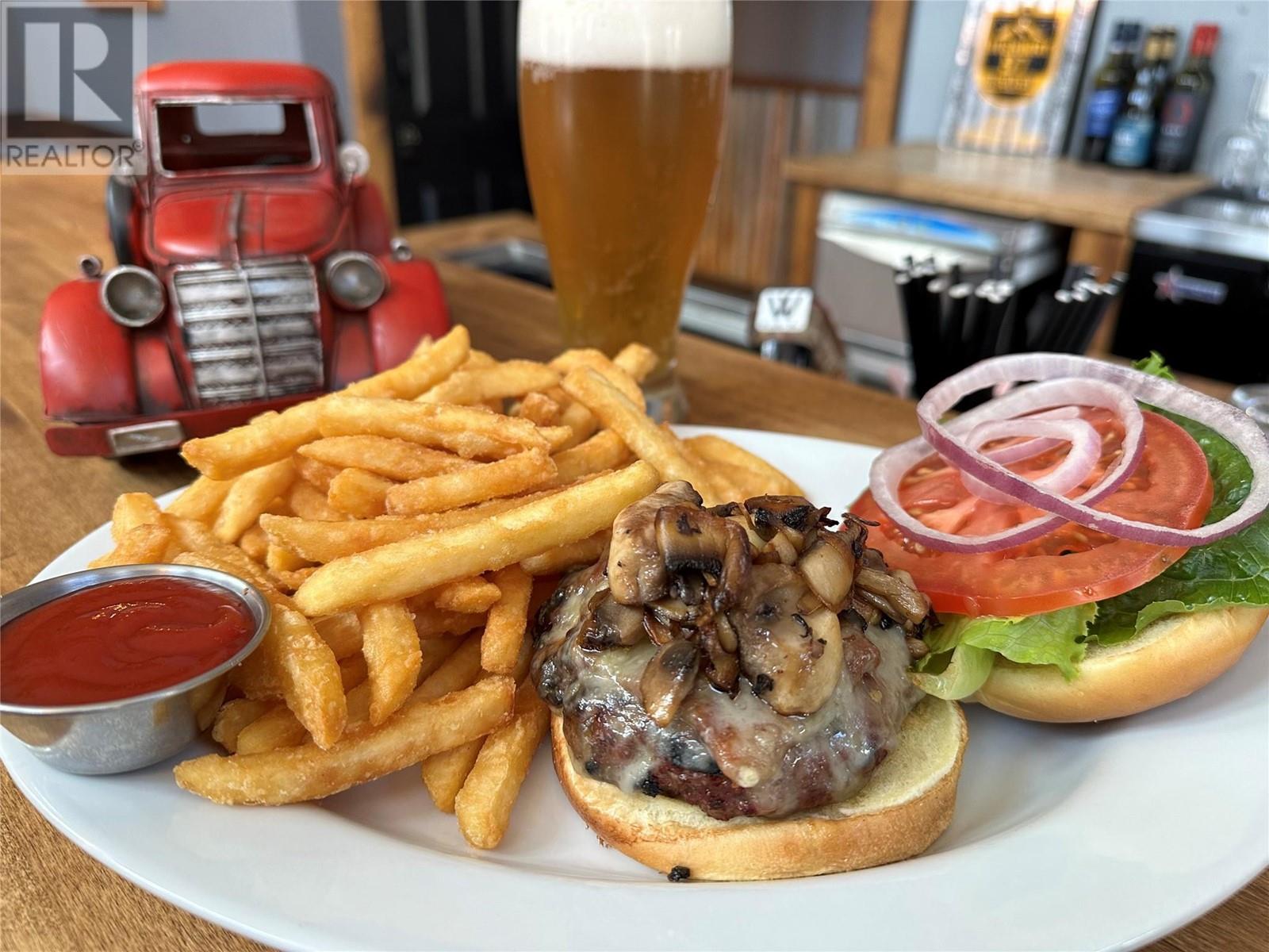 607 Eighth Avenue, Midway, British Columbia  V0H 1M0 - Photo 13 - 10346040